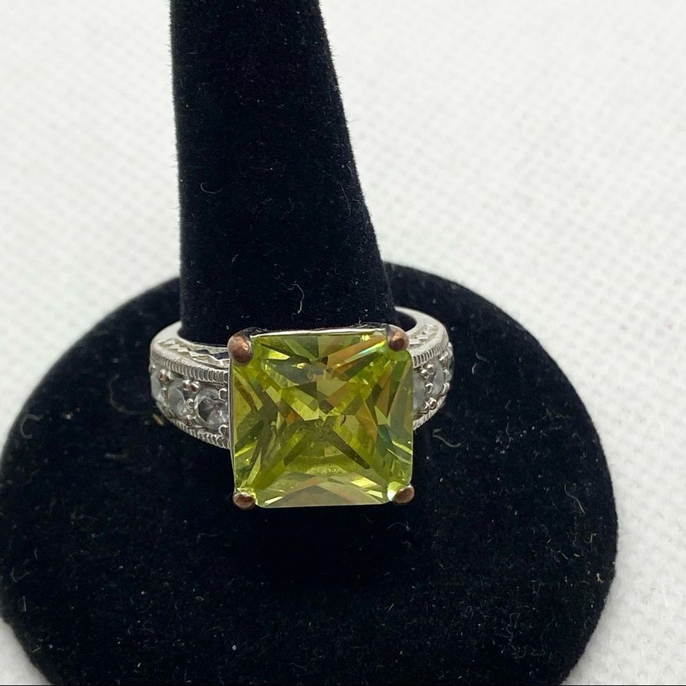 18k Gold Filled gem and rhinestone studded silver tone statement ring - size 7.5